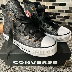Converse platform high tops 6.5 black glitter